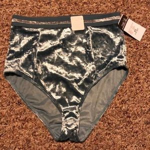 High waist velvet panties
